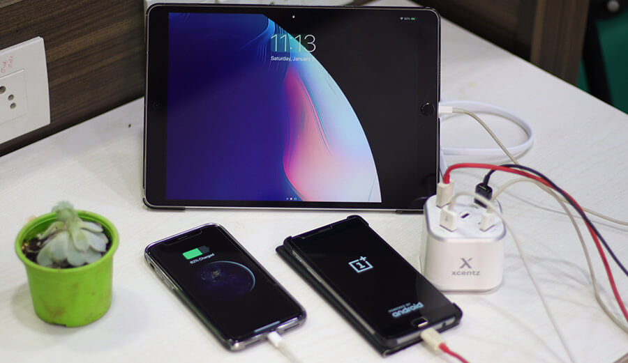 Xcentz 5 Port USB Hub with USB C Port
