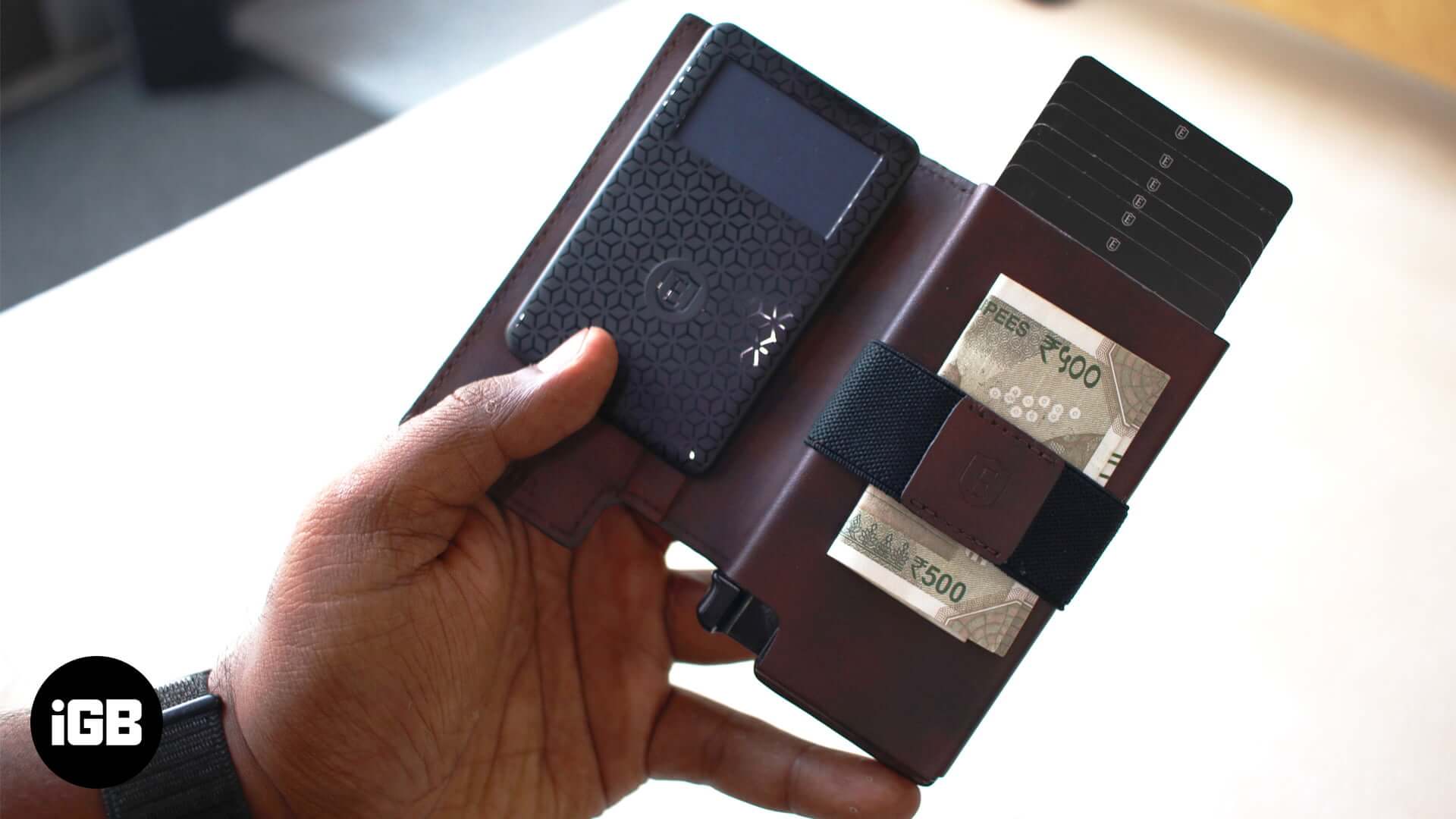 Ekster Parliament Smart Wallet and Modular Secretary Review iGeeksBlog Review of ekster modular secretary and parliament smart wallet